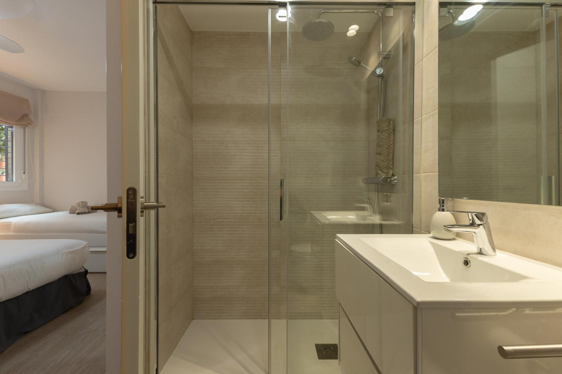 Charming Apartment With Private Patio At Plaza De Espana By Ocityzen เซบีญา ภายนอก รูปภาพ